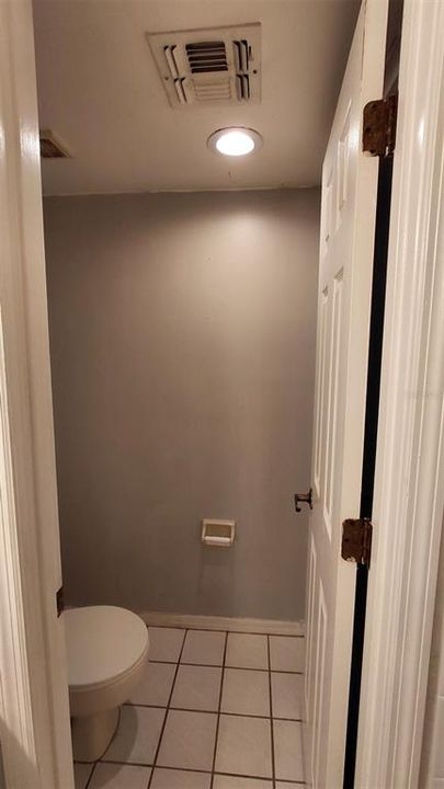 For Rent: $1,600 (2 beds, 2 baths, 1080 Square Feet)