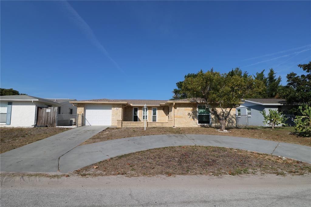 待售: $249,998 (3 贝兹, 2 浴室, 1394 平方英尺)