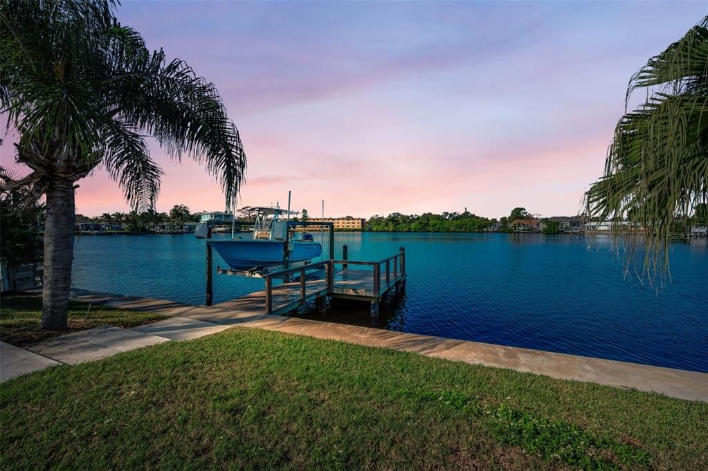 En Venta: $639,000 (3 camas, 2 baños, 1626 Pies cuadrados)