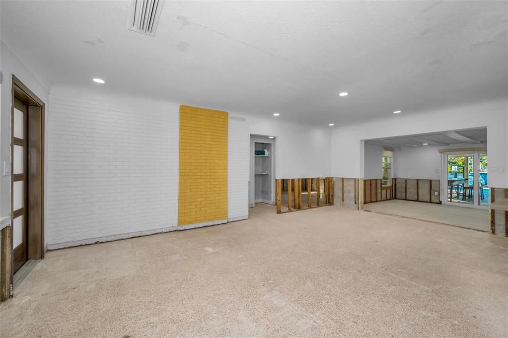 En Venta: $639,000 (3 camas, 2 baños, 1626 Pies cuadrados)