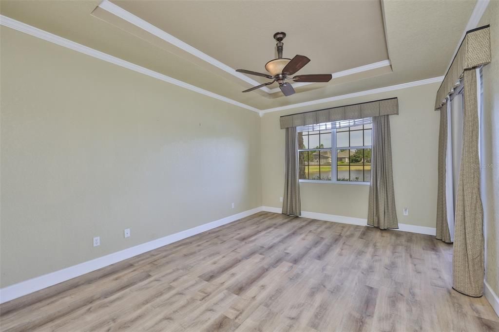 For Sale: $350,000 (3 beds, 2 baths, 1860 Square Feet)