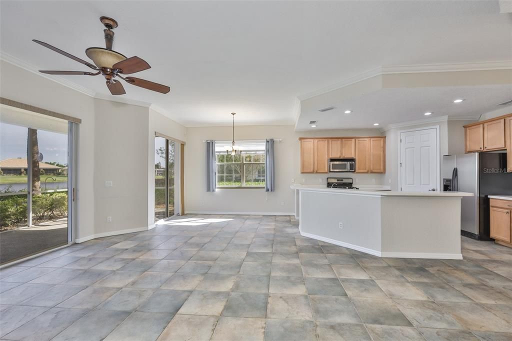 For Sale: $350,000 (3 beds, 2 baths, 1860 Square Feet)