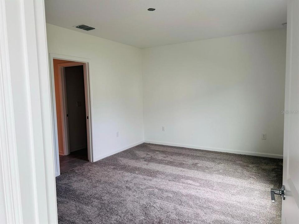 出租: $1,850 (3 贝兹, 2 浴室, 1424 平方英尺)