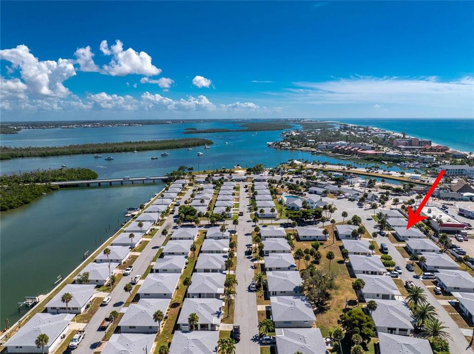 На продажу: $359,900 (2 спален, 2 ванн, 1275 Квадратных фут)