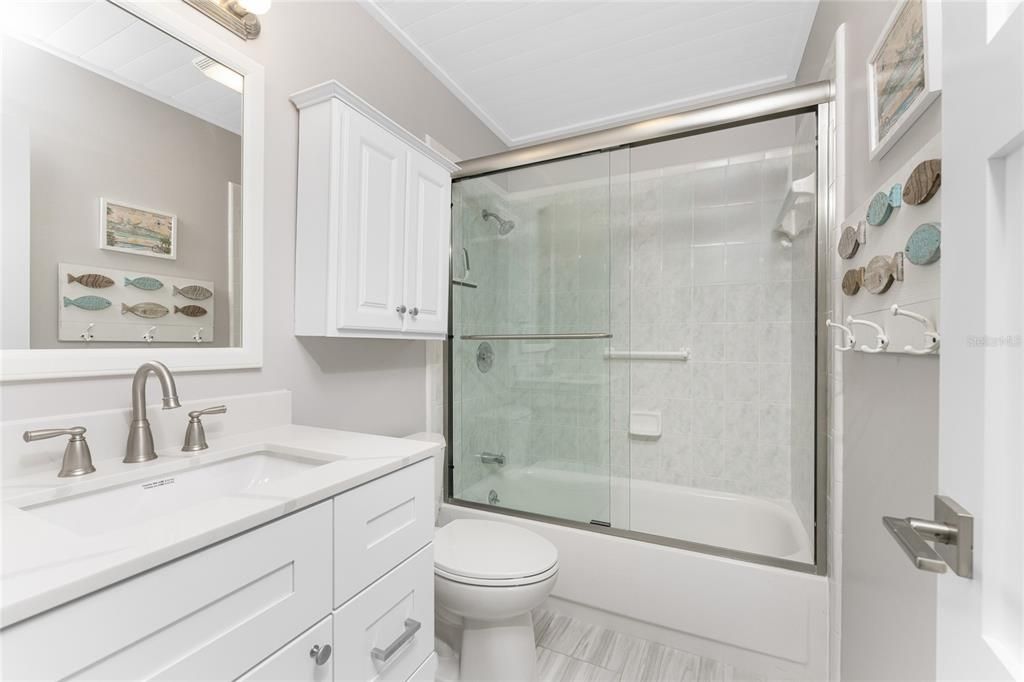 На продажу: $359,900 (2 спален, 2 ванн, 1275 Квадратных фут)