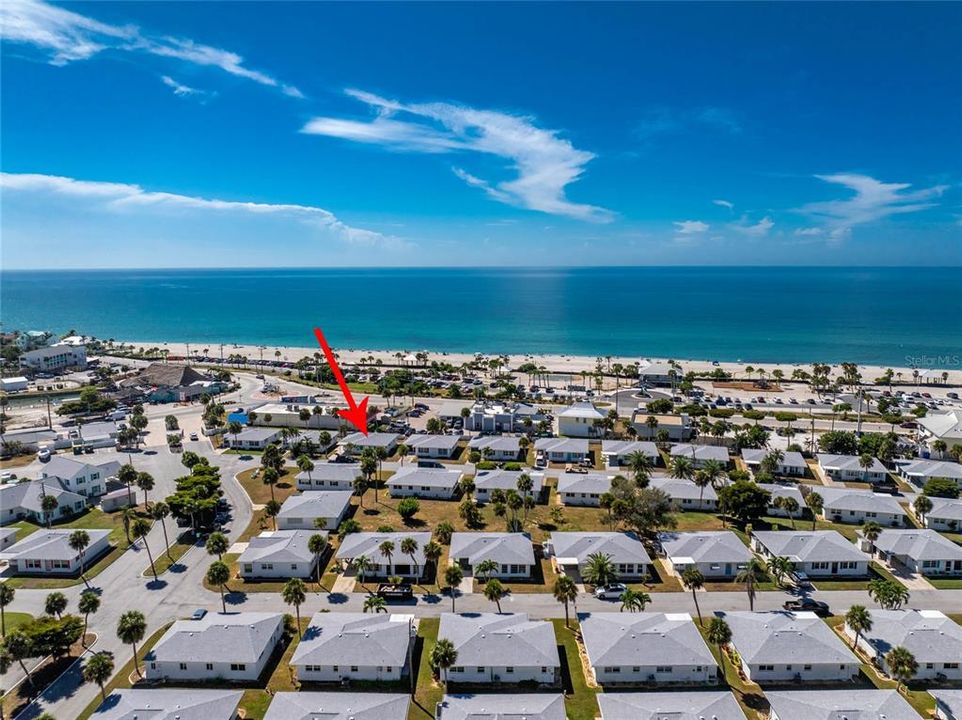 На продажу: $359,900 (2 спален, 2 ванн, 1275 Квадратных фут)