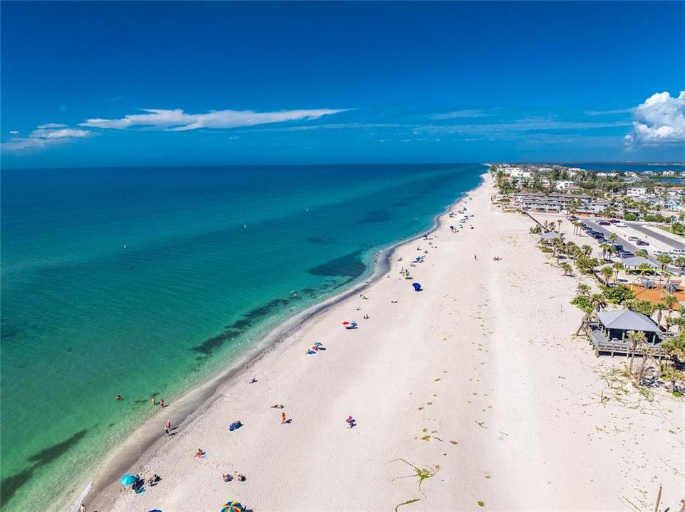 На продажу: $359,900 (2 спален, 2 ванн, 1275 Квадратных фут)