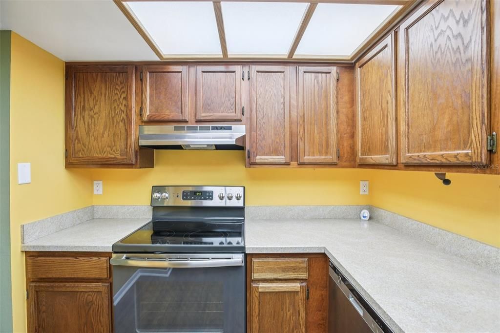 На продажу: $175,000 (1 спален, 1 ванн, 750 Квадратных фут)