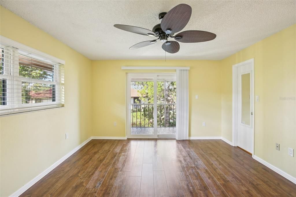 На продажу: $175,000 (1 спален, 1 ванн, 750 Квадратных фут)