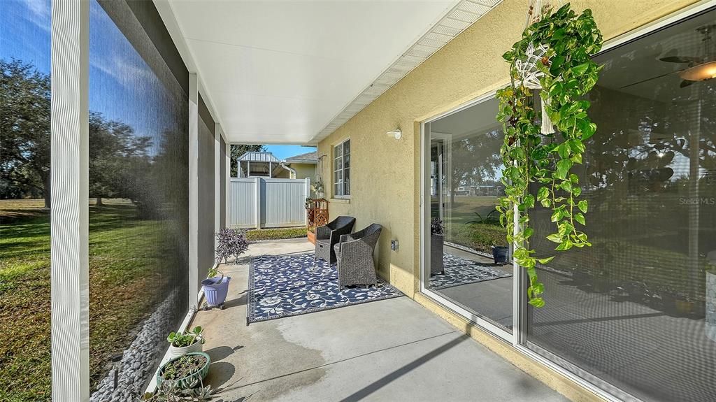 For Sale: $299,000 (2 beds, 2 baths, 1243 Square Feet)