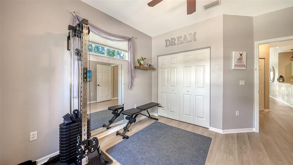 For Sale: $299,000 (2 beds, 2 baths, 1243 Square Feet)