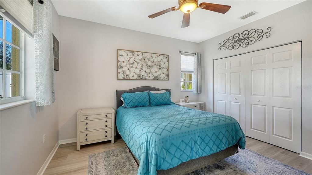 For Sale: $299,000 (2 beds, 2 baths, 1243 Square Feet)