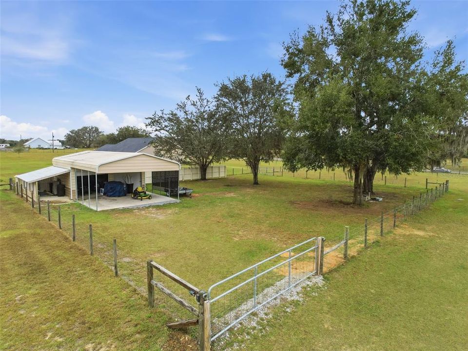 For Sale: $950,000 (4 beds, 4 baths, 2866 Square Feet)