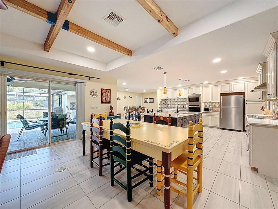 For Sale: $950,000 (4 beds, 4 baths, 2866 Square Feet)