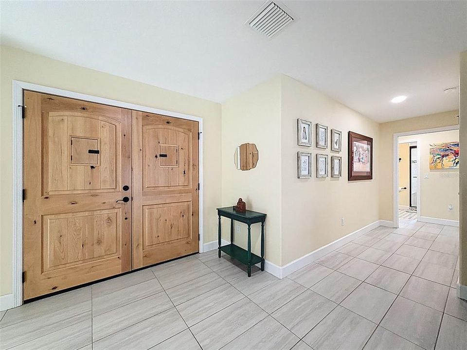 For Sale: $950,000 (4 beds, 4 baths, 2866 Square Feet)