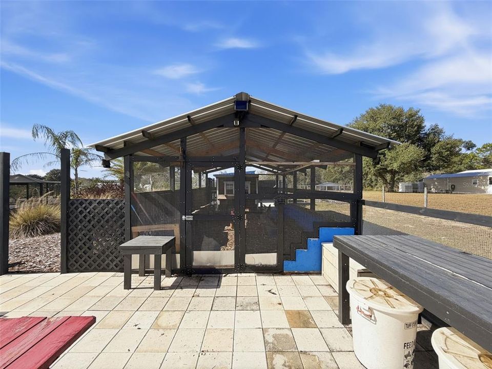 For Sale: $950,000 (4 beds, 4 baths, 2866 Square Feet)