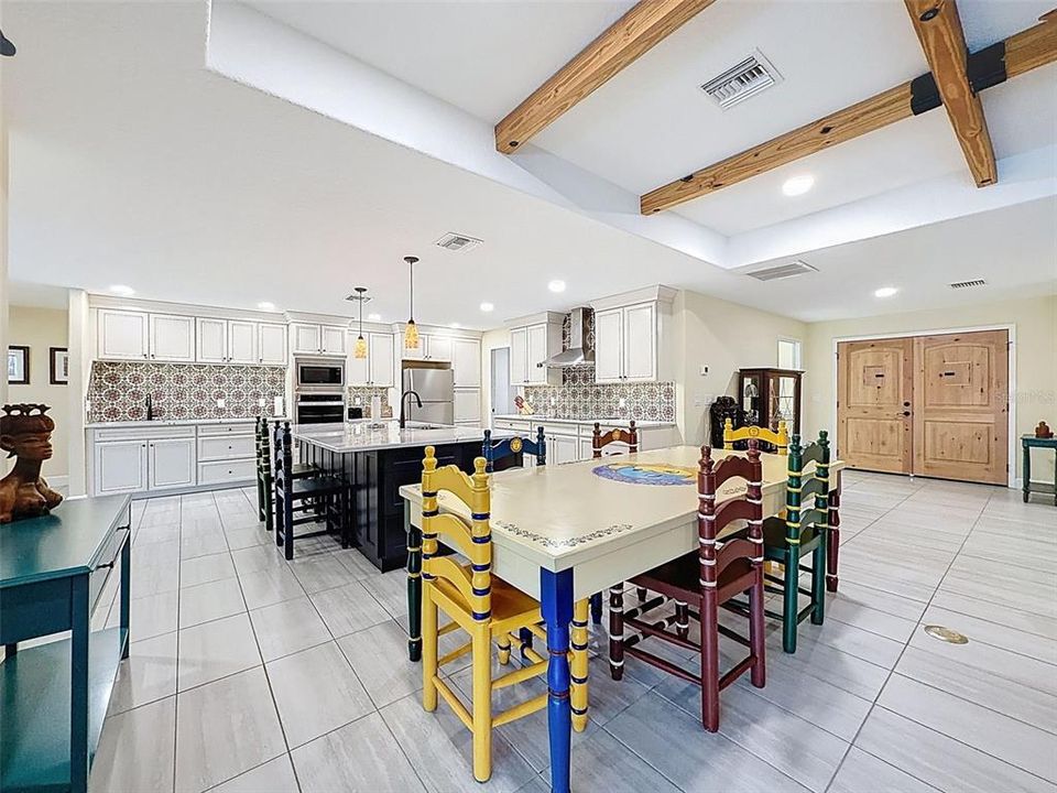 For Sale: $950,000 (4 beds, 4 baths, 2866 Square Feet)