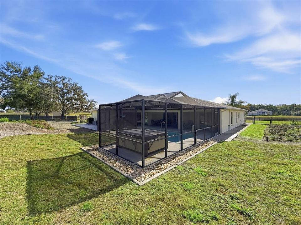 For Sale: $950,000 (4 beds, 4 baths, 2866 Square Feet)