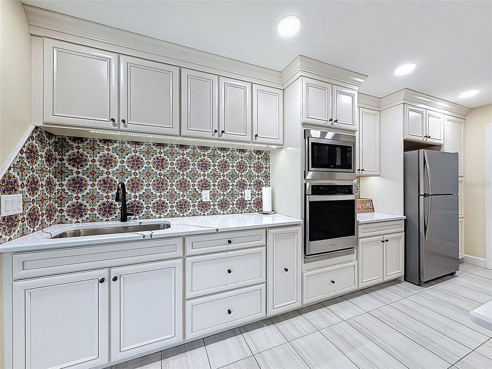 For Sale: $950,000 (4 beds, 4 baths, 2866 Square Feet)