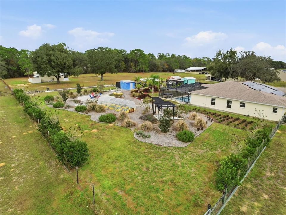 For Sale: $950,000 (4 beds, 4 baths, 2866 Square Feet)