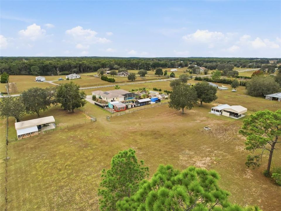 For Sale: $950,000 (4 beds, 4 baths, 2866 Square Feet)