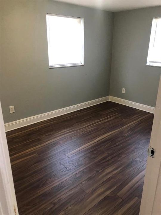 На продажу: $289,900 (2 спален, 0 ванн, 1144 Квадратных фут)