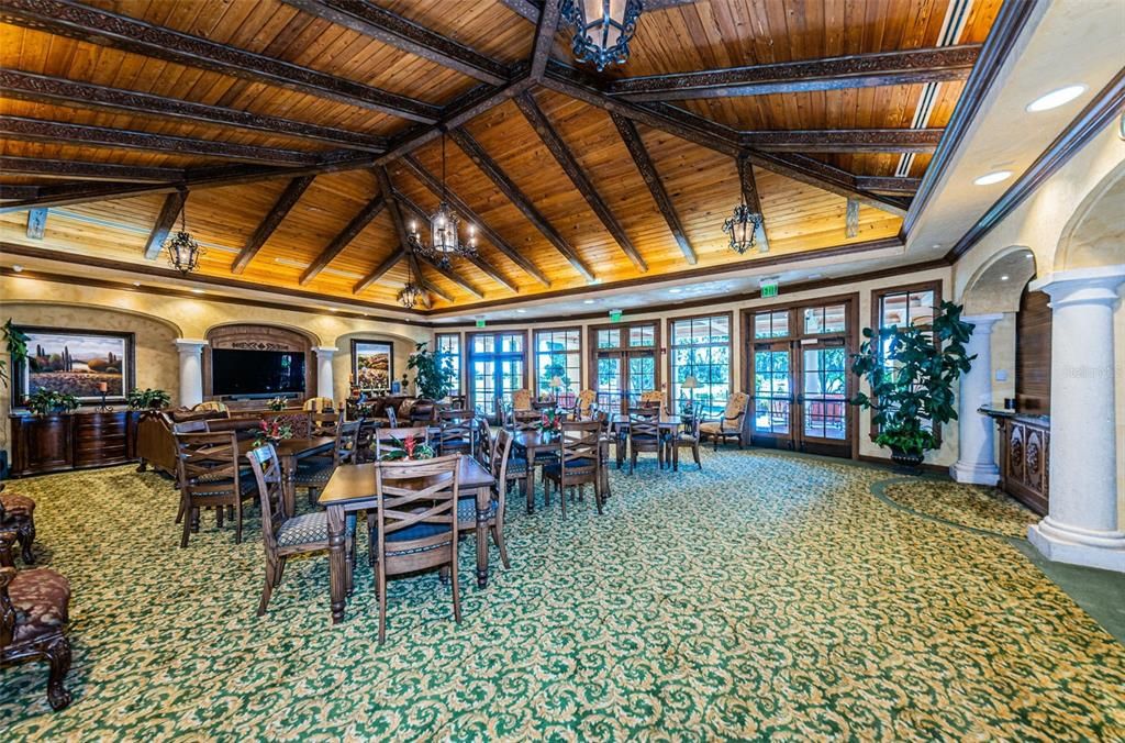 На продажу: $149,900 (0.27 acres)