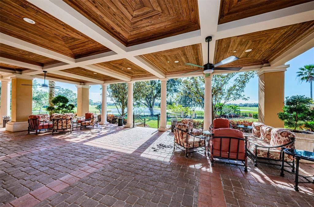 На продажу: $149,900 (0.27 acres)