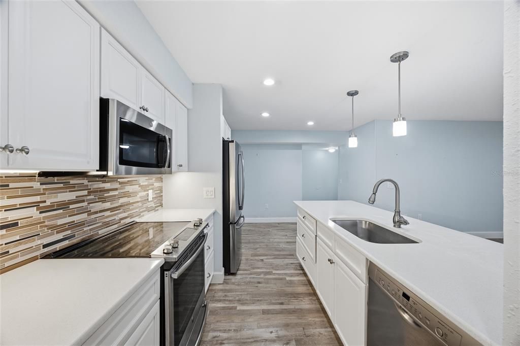 En Venta: $197,000 (3 camas, 2 baños, 1274 Pies cuadrados)