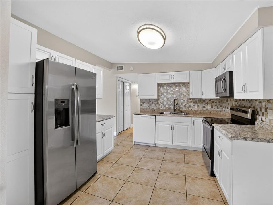 En Venta: $344,900 (3 camas, 1 baños, 1275 Pies cuadrados)