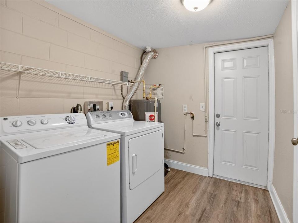 En Venta: $344,900 (3 camas, 1 baños, 1275 Pies cuadrados)