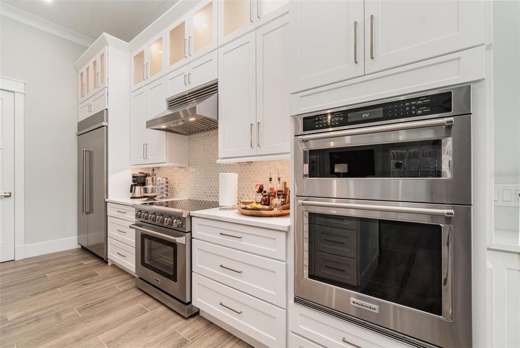 На продажу: $1,379,000 (3 спален, 3 ванн, 2227 Квадратных фут)