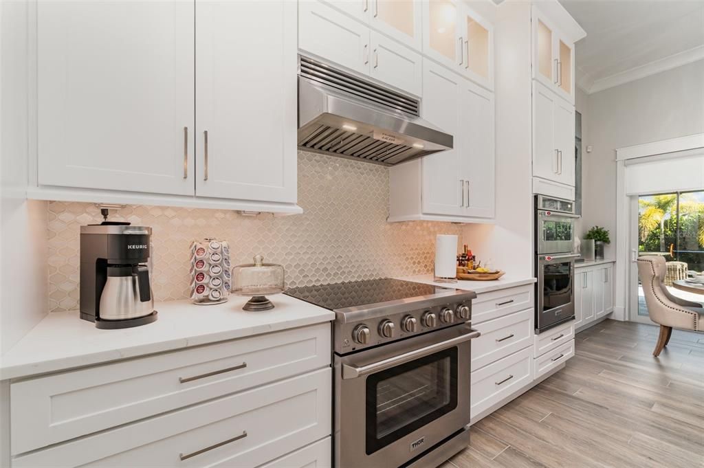 На продажу: $1,379,000 (3 спален, 3 ванн, 2227 Квадратных фут)