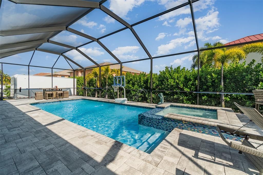 На продажу: $1,379,000 (3 спален, 3 ванн, 2227 Квадратных фут)