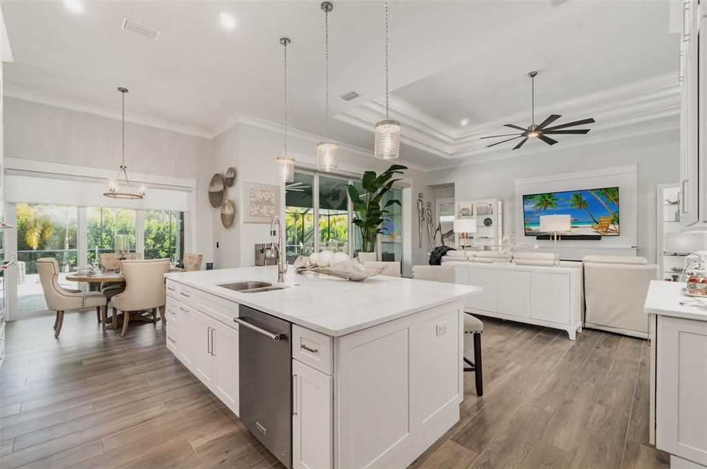 На продажу: $1,379,000 (3 спален, 3 ванн, 2227 Квадратных фут)