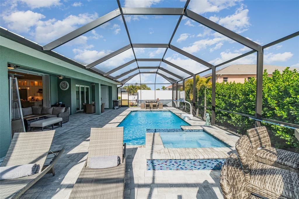 На продажу: $1,379,000 (3 спален, 3 ванн, 2227 Квадратных фут)