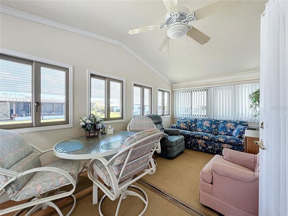 En Venta: $169,900 (2 camas, 2 baños, 1448 Pies cuadrados)