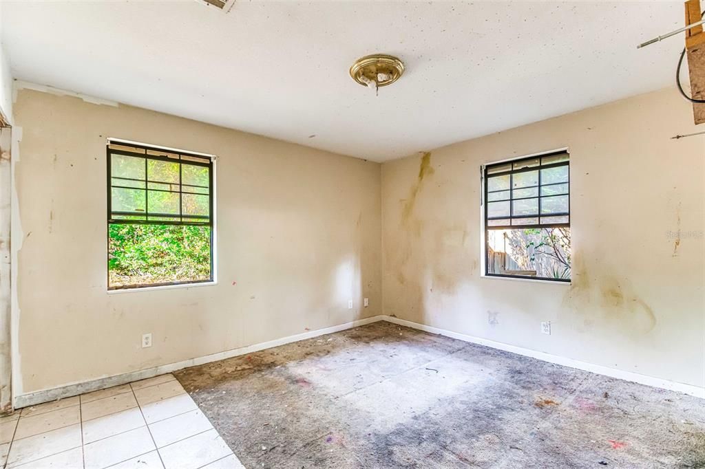 For Sale: $175,000 (3 beds, 2 baths, 1468 Square Feet)