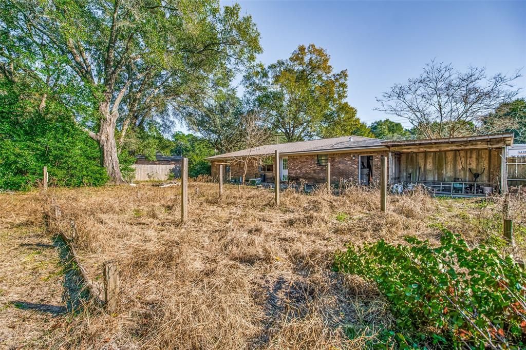 For Sale: $175,000 (3 beds, 2 baths, 1468 Square Feet)