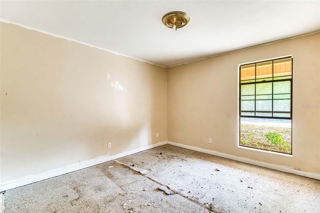 For Sale: $175,000 (3 beds, 2 baths, 1468 Square Feet)