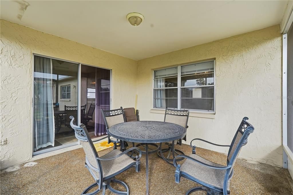 待售: $249,900 (2 贝兹, 2 浴室, 1396 平方英尺)