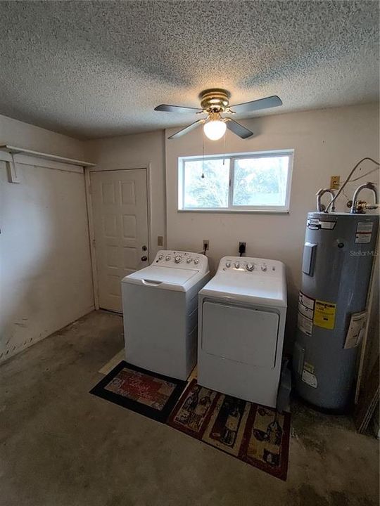 待售: $219,900 (2 贝兹, 2 浴室, 1424 平方英尺)