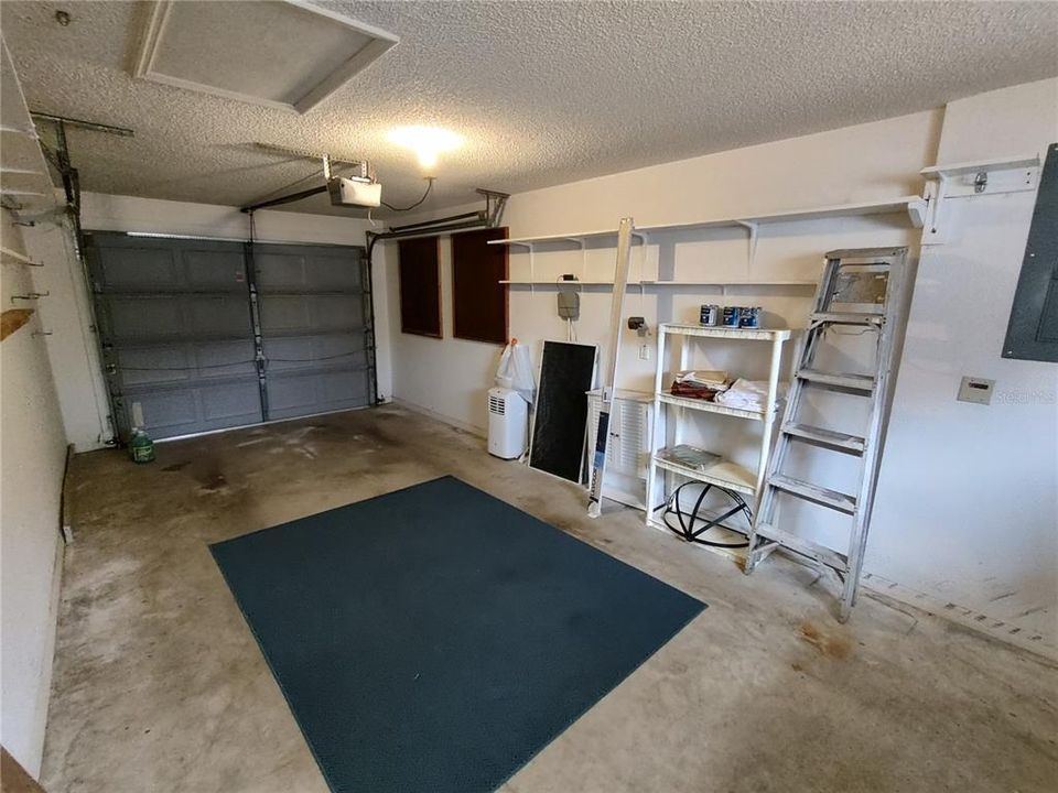 待售: $219,900 (2 贝兹, 2 浴室, 1424 平方英尺)