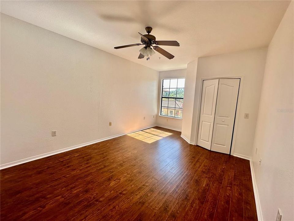 For Rent: $1,950 (3 beds, 2 baths, 1285 Square Feet)