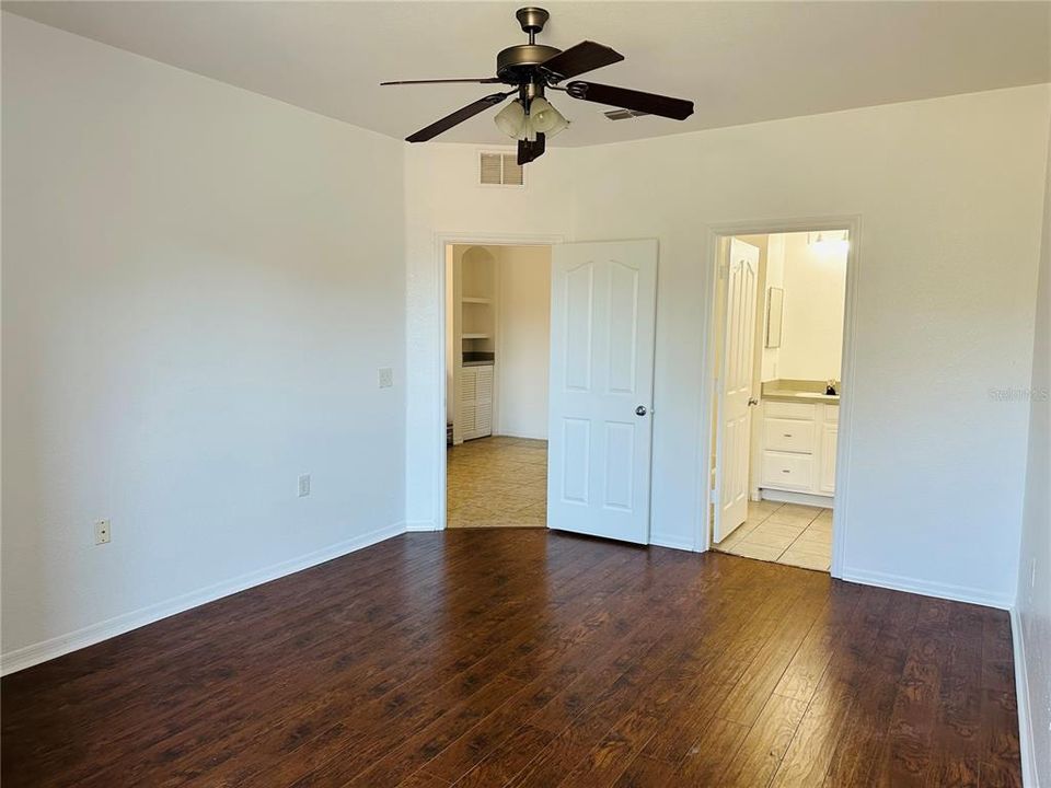 For Rent: $1,950 (3 beds, 2 baths, 1285 Square Feet)