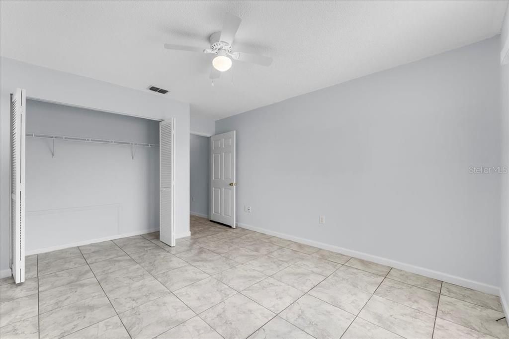 For Rent: $1,999 (3 beds, 2 baths, 2078 Square Feet)