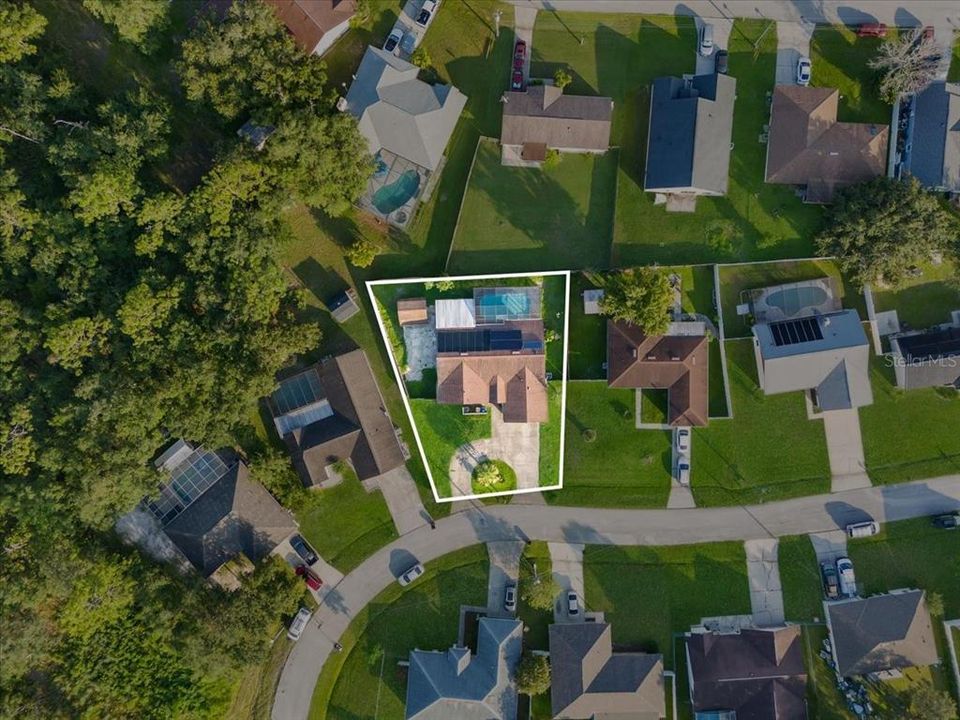 For Rent: $1,999 (3 beds, 2 baths, 2078 Square Feet)