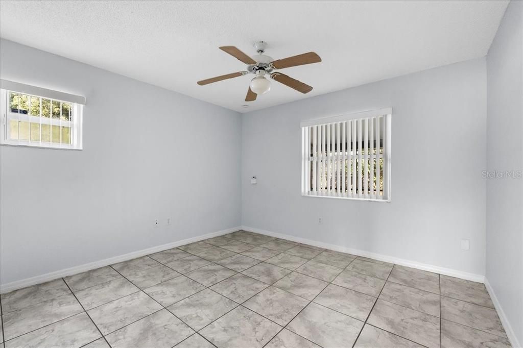 For Rent: $1,999 (3 beds, 2 baths, 2078 Square Feet)