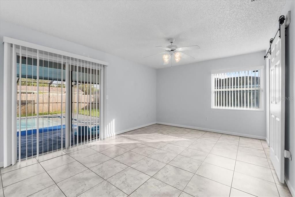 For Rent: $1,999 (3 beds, 2 baths, 2078 Square Feet)