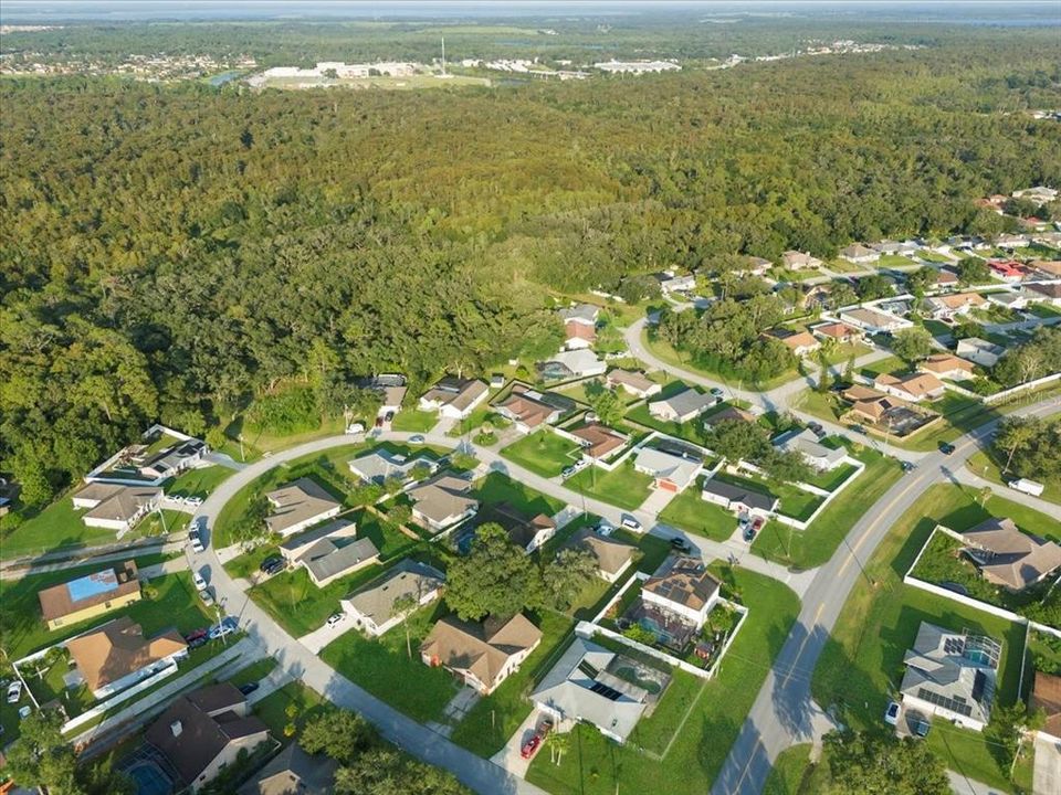 For Rent: $1,999 (3 beds, 2 baths, 2078 Square Feet)